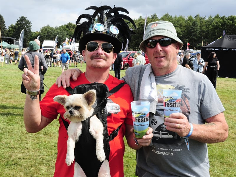 Andy McLauchlan with his dog Mr Wilson and his cousin Steve O'Connor. (pic by Steve Riding / National World)