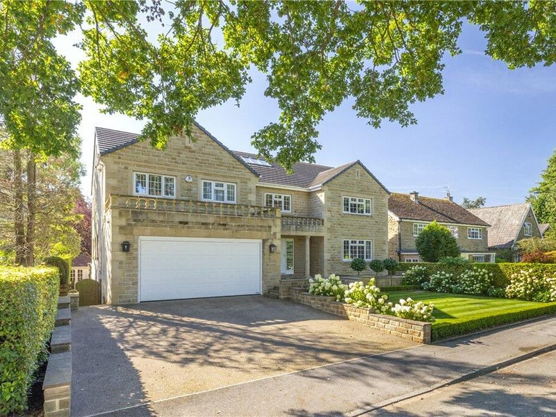 This stunning luxury detached home with six bedrooms and six bathrooms is on the market for £1,695,000.