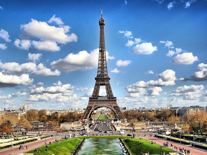 Excluding oil, France is second to only the USA in the amount of good brought in from Scotland. With oil, it comes fifth, with £2.3 billion - seven per cent of total Scottish exports.