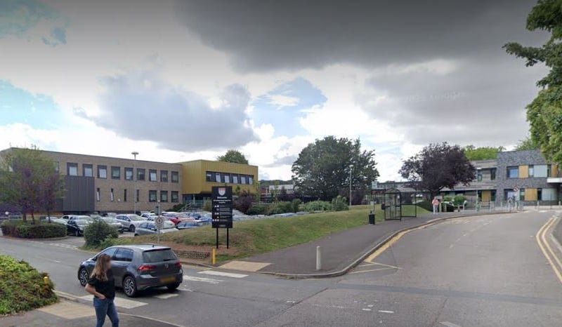 Rushcliffe is a secondary school in Nottingham.
In the last academic year, it had a Progress 8 score of 0.84, securing it too a spot in the ‘well above average’ band.