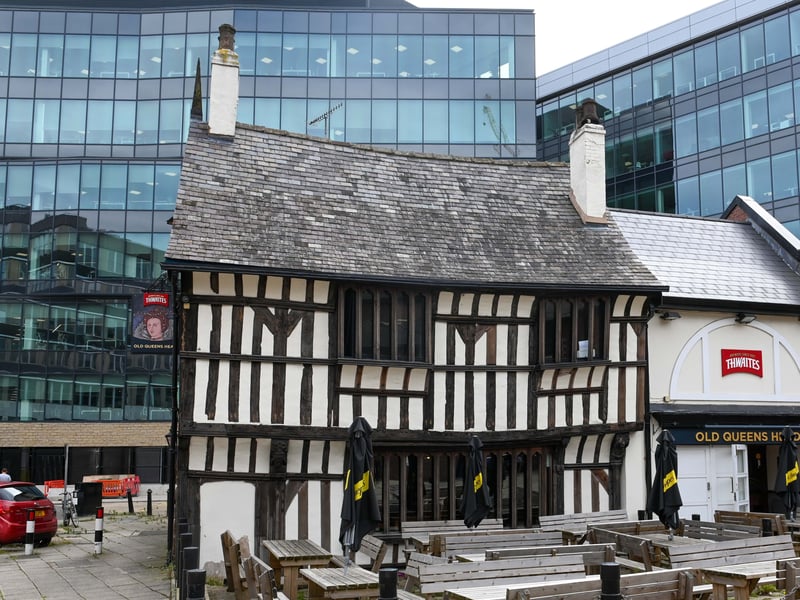The oldest domestic building in the city, dating from 1475, it was always bound to attract attention from those interested in the paranormal. The Old Queens Head is said to have a Civil War soldier who stands in front of the fireplace and has been seen by the general public. There is also apparently a large hunting hound that sits on people's feet and lays across their laps if he likes them.
