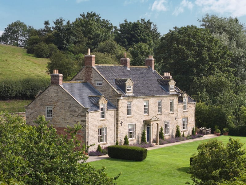 Located in the desirable district of Ryedale, the property is an outstanding example of Georgian architecture, surrounded by countryside and set in a commanding position with spectacular views across the Vale of Pickering.