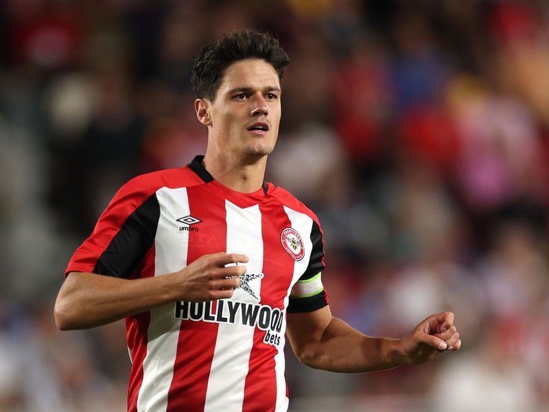 With Ivan Toney available from the start of the season, the Bees have what many teams in mid-table don't - a lethal goal scorer. Brentford will hope they can trouble the top 10, but with title odds of 500/1, they are more likely to be sat in a comfortable but unspectacular position come May.
