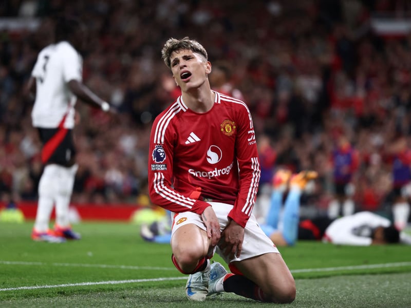 He's not quite as effective from the right as he is on the left. A few good moments of link-up play but didn't get his own clear chance and missed a sitter at the death.