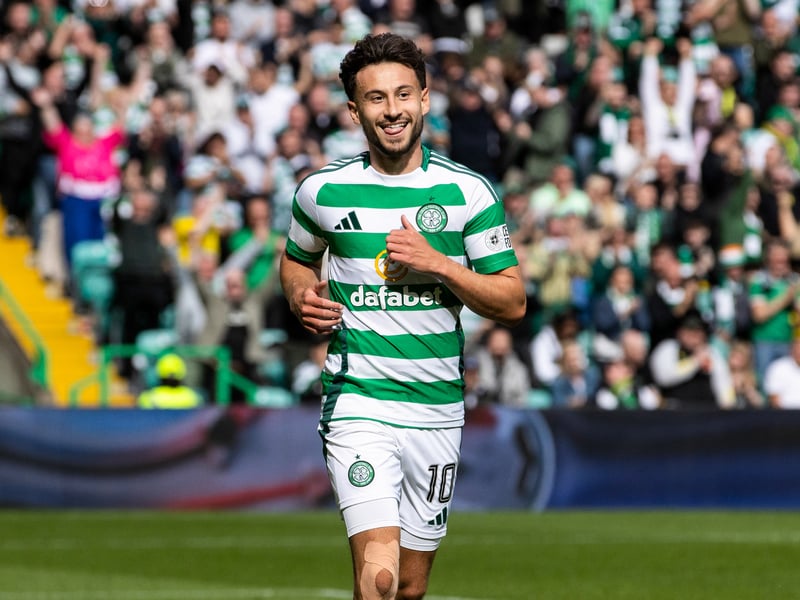 The German looks like a whole new player this year and has tortured every left-back he has faced since the summer. Already has two goals, two assists and an average rating of 8.16. Kuhn has 23 touches in the opposition box, 48 successful passes and has created five chances for his side. A key attacking threat for Brendan Rodgers.