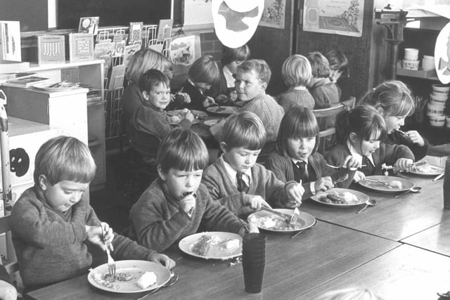School dinners, Hawes Side School