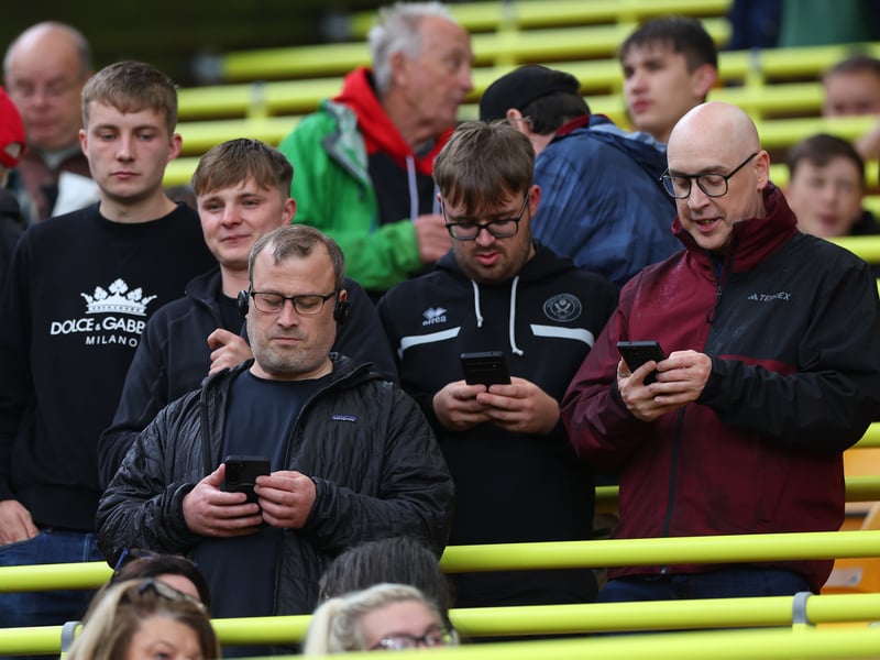 Sheffield United fan gallery v Norwich