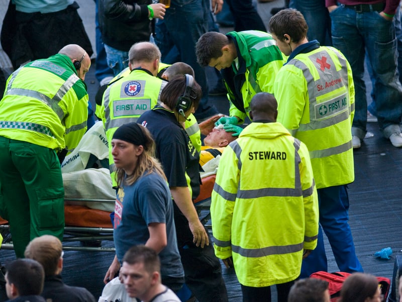 One fan had to be rushed to hospital after six people were involved in a fight at the Oasis Murrayfield gig.