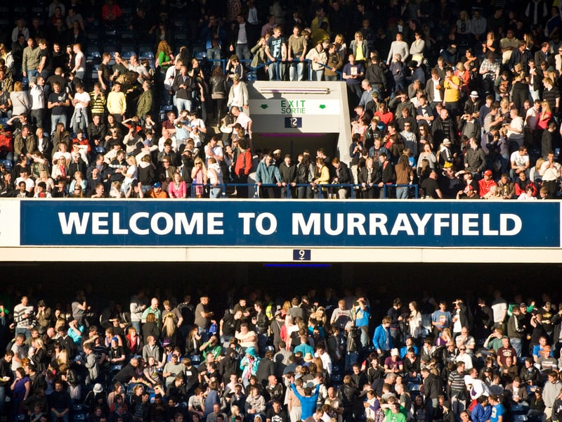 Every seat at Murrayfield Stadium was full for Oasis' final perfomance in Scotland.