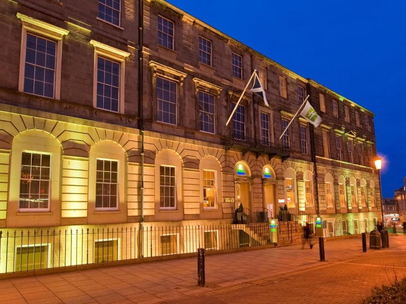 Slightly further afield once more, the City West Holiday Inn Express is also around a 35 minute walk from Murrayfield. 