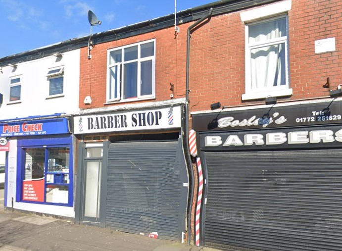 Application validated on Aug 19 for change of use from retail (class A1) to hot food takeaway (class A5) and installation of extractor flue (pursuant to 06/2020/0161 to seek variation of condition no.6 opening hours)
