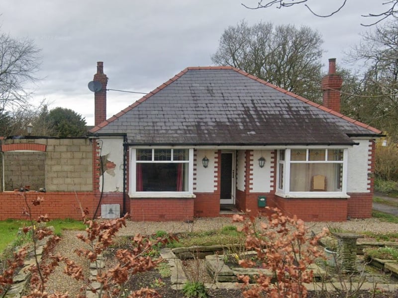 Application validated on Aug 19 for variation of condition 2 of permission 07/2021/00711/FUL for demolition of existimg dwelling, stables and outbuildings, and erection of 4 dwellings.