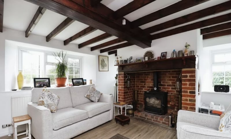 This home has is surrounded by stunning countryside and it has exceptional views.
