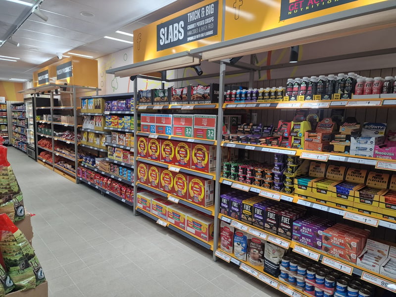 Farmfoods is set to open in the former Aldi site in Middleton Park Road.