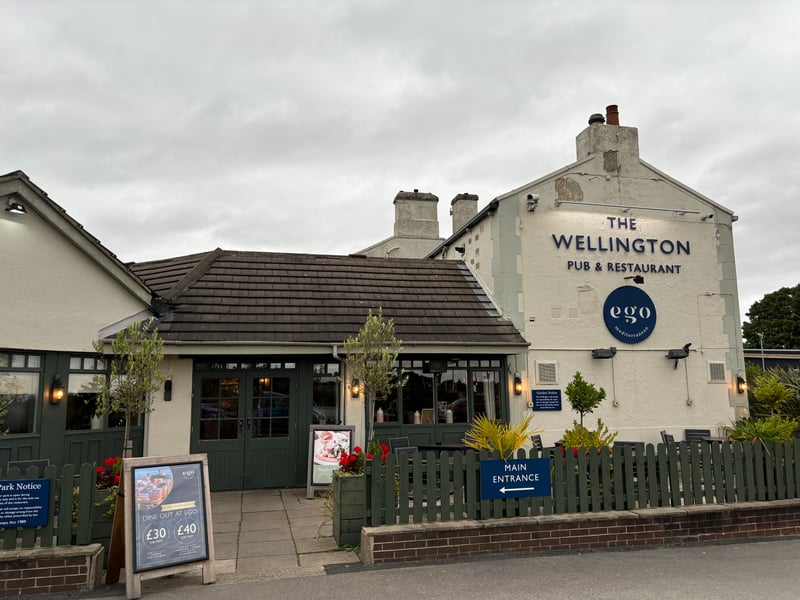 Known for its diverse Mediterranean menu and attentive staff, this Shadwell destination is highly recommended for its 'trio dessert' and excellent gluten-free options. The special touches, like personalised birthday messages and complimentary olives, make it a local standout. 🍴 Wetherby Road, Leeds LS17 8LZ