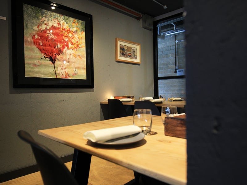Offers innovative small plates using locally sourced ingredients, with three AA Rosettes.