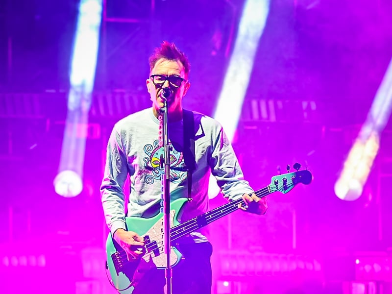 Blink-182 encored with ONE MORE TIME.