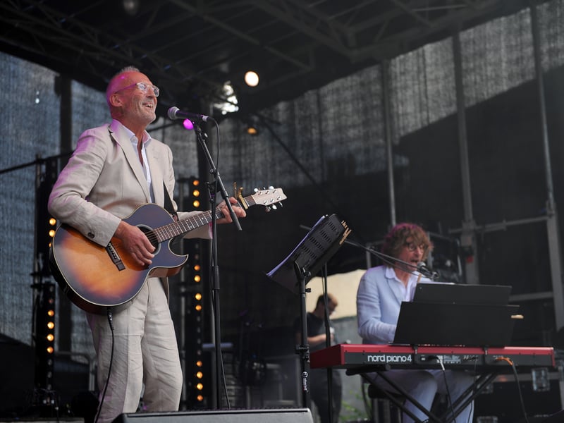 Simon and Tim on stage.