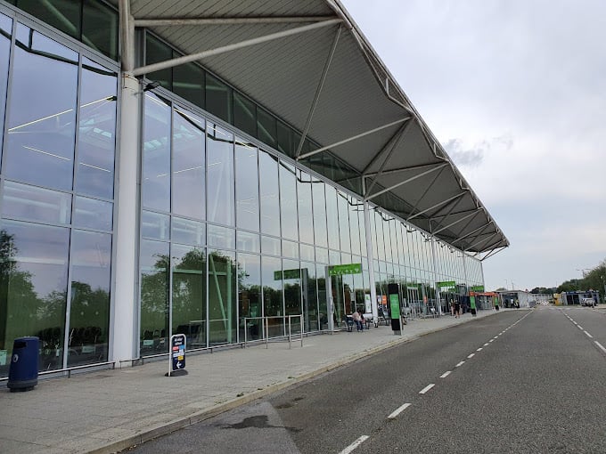 Bristol Airport - 17 minutes and six seconds.