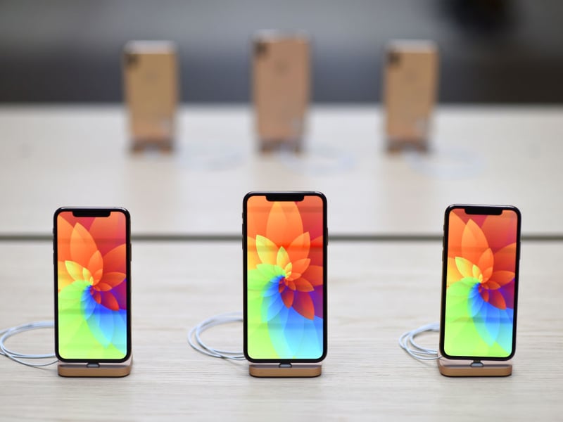 September 2018 saw Apple double-down on the iPhone X design with it's now-familiar 'notck' cutout at the top of the screen. They introduced the 'Smart HDR' computational photography system, while the XR featured a brighter-than-ever 'Liquid Retina' display.