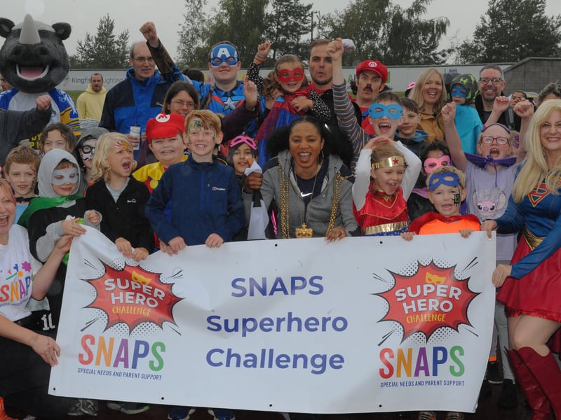 The Lord Mayor of Leeds Coun. Abigail Marshall Katung with kids at the start of the fun run
