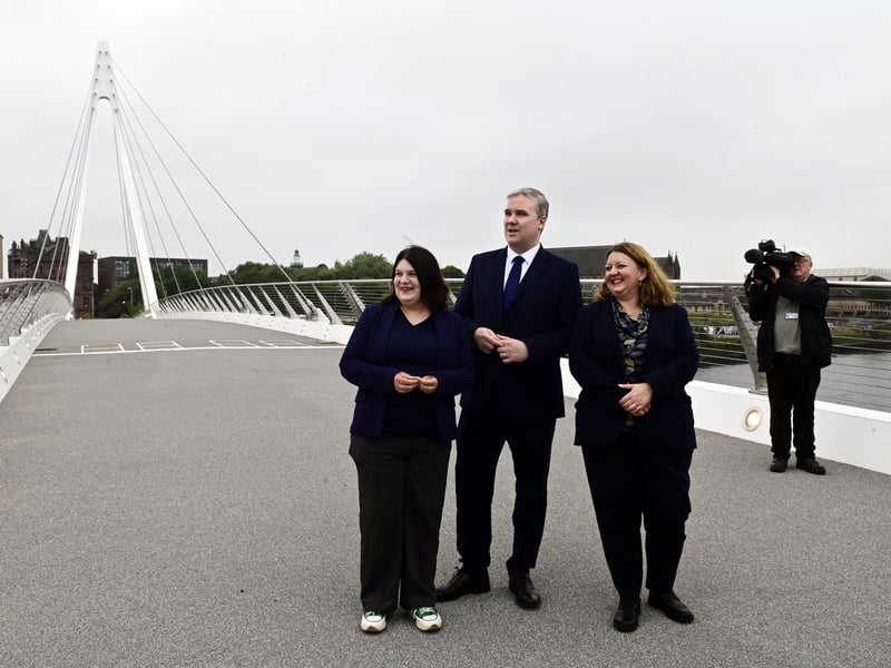 Councillor Susan Aitken, Leader of Glasgow City Council, Tom Arthur, Scottish Government Minister for Employment and Investment, and UK Government Minister for Scotland, Kirsty McNeil on the new bridge.