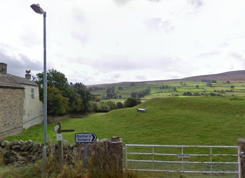 There were 391 survey forms sent out to patients at Reeth Medical Centre. The response rate was 62%, with 241 patients rating their overall experience. Of these, 90% said it was very good and 5% said it was fairly good.