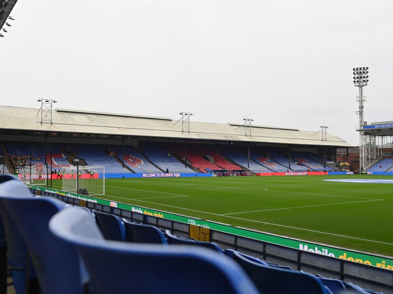 Capacity: 25,486