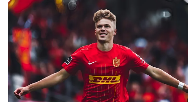 Norwegian teenager is wanted by Newcastle United and Liverpool, with a move to England potentially leading to a development loan for the 18-year-old winger.
