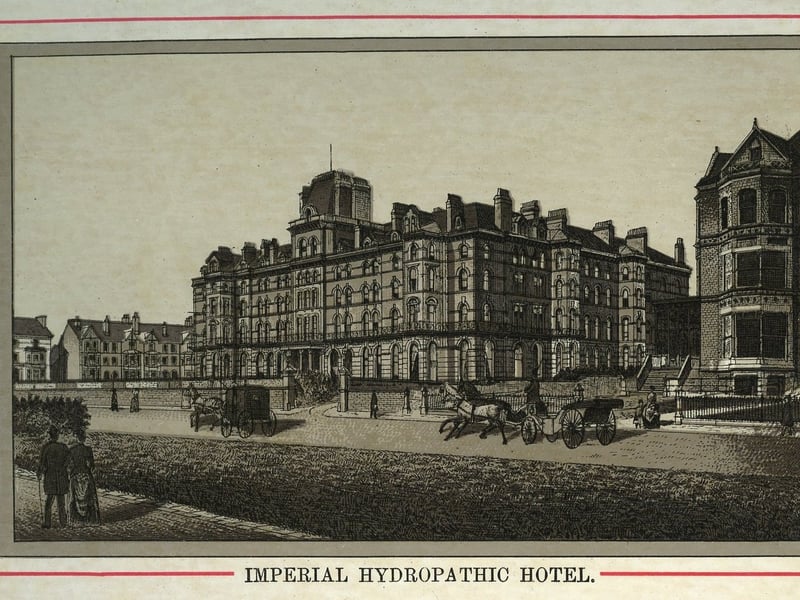 An old postcard of the hotel