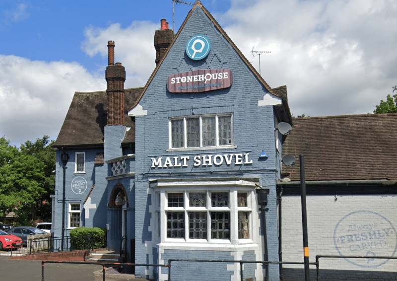 The Malt Shovel in Barston, Solihull, is celebrated as one of the best pubs for food near Birmingham due to its idyllic village setting and outstanding culinary offerings. Our Birmingham food specialist said: “Whether you’re enjoying a meal by the roaring log fire in winter or dining on the summer patio overlooking the beautiful garden, the experience is consistently delightful.”