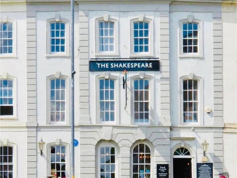 This family and dog-friendly waterside pub in Bristol is rated highly for food on TripAdvisor. A TripAdvisor reviewer said: “Came into the Shakespeare for Sunday lunch with my family. Fantastic Sunday roast and wonderful attentive staff, the atmosphere in the pub was extremely relaxing.”