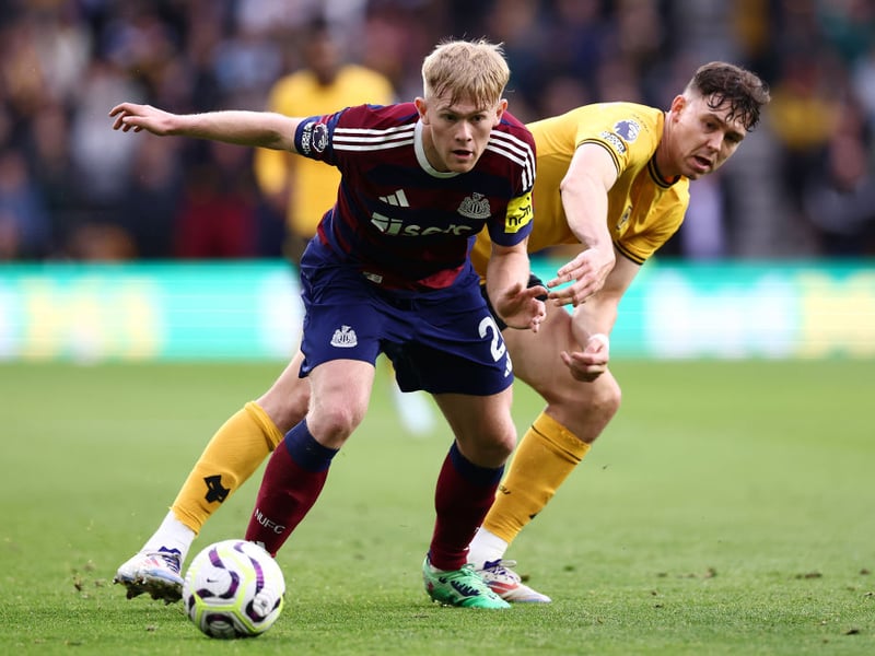 On for Kelly 46: Offered more of an attacking threat down the left side as Newcastle tried to get back into the game. 