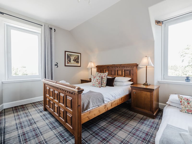 The hotel has 12 ensuite guest bedrooms.