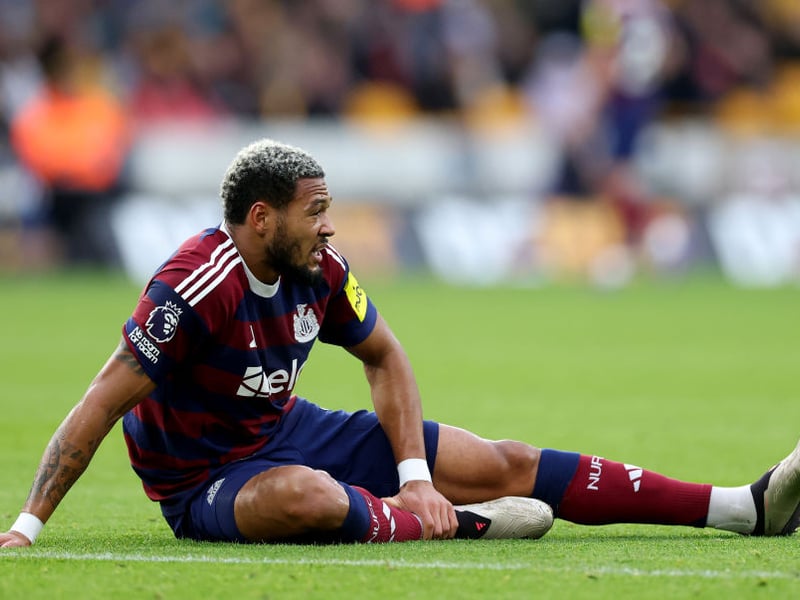Found the net early on but was denied by the offside flag. Fulham opened the scoring moments later. Made a good challenge to deny Jimenez from making it 3-0. Grew into the game more in the second half but a largely lacklustre display from the Brazilian.