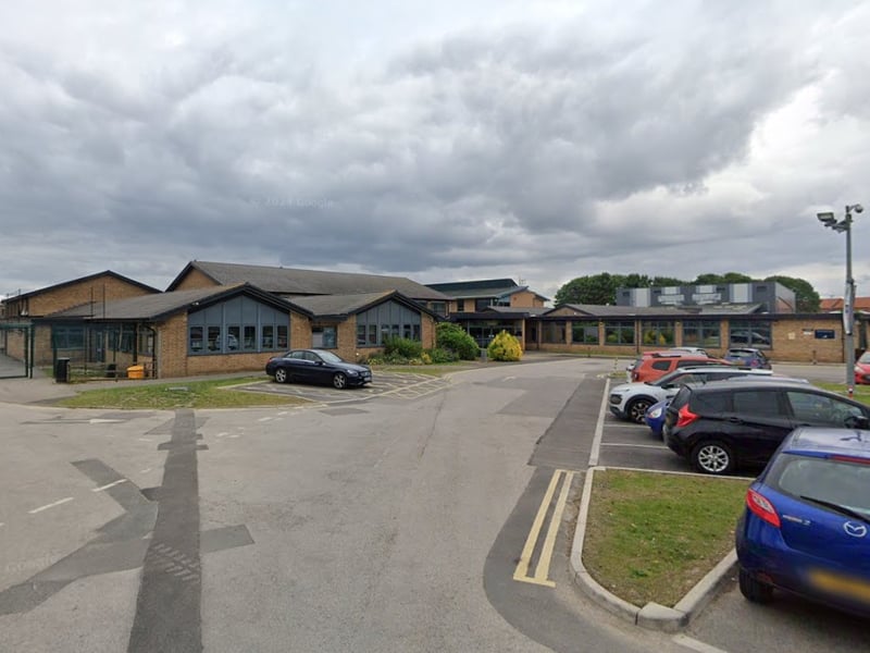 Fulford School is a secondary school and sixth form on the outskirts of York. It was formerly rated ‘outstanding’ by Ofsted.
In the 2022/23 academic year, it had an A Level point score of 40.47 - giving it an average grade of B.