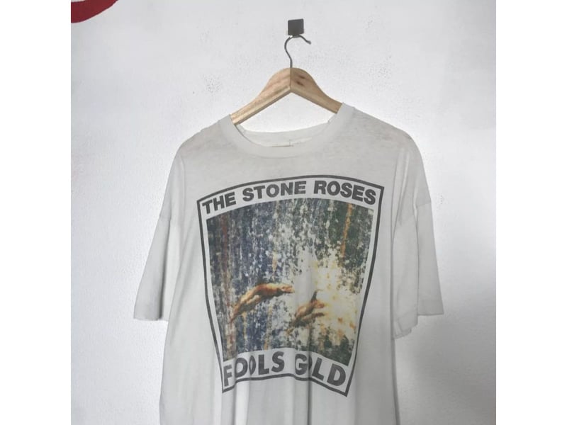 There are few more iconic British bands than The Stone Roses. This vintage 1994 Fools Gold t-shirt sold after being put up for £560.