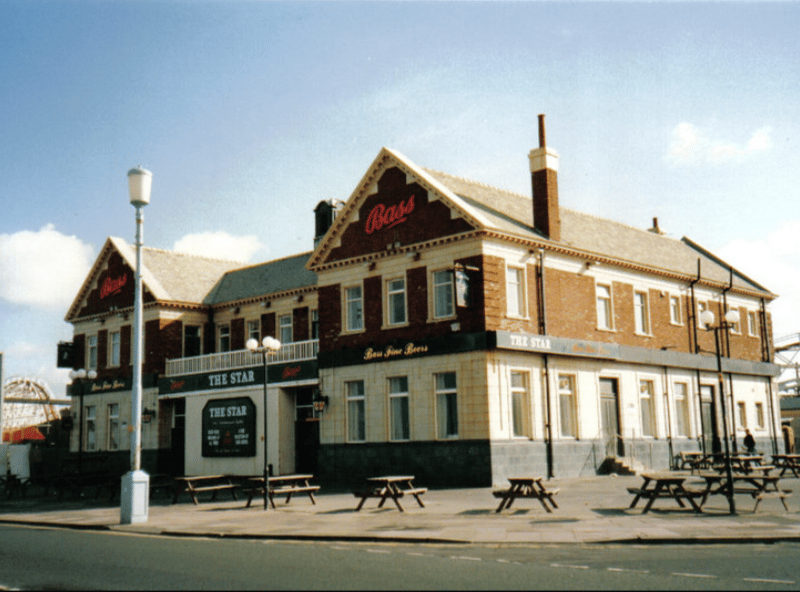 The Star, South Shore