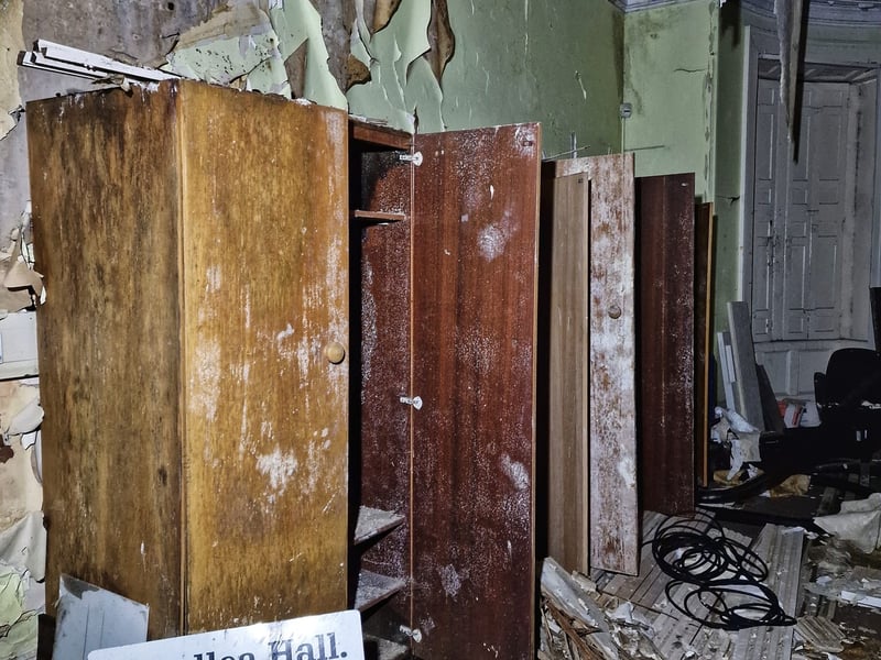 He said that after entering the building "the levels of decay after so many years of abandonment are clear straight away"