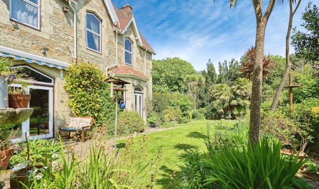 The listing says: "Nestled between the seaside Town of Ventnor and the picturesque Village of Bonchurch, is this stunning detached period property, offering flexible living arrangements."
