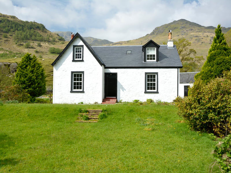 Stuckendroin Cottage Located to the south of the farmhouse is Stuckendroin Cottage. A timber framed single storey cottage of harled block construction built in the late 1990s. The accommodation includes two bedrooms, a kitchen, and a living room. The property benefits from double-glazing, private water and biomass-fired heating and hot water. The cottage is currently occupied by the farm/estate manager under a Service Occupancy agreement. The agents said the building is in good condition, but would benefit from some cosmetic upgrading and modernisation throughout.