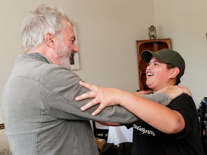 Released in 2016, Sam Neill’s next best film is Hunt for the Wilderpeople which boasts a score of 97% on Rotten Tomatoes. Directed by Taika Waititi, the heartwarming comedy-drama film follows Neill as he plays foster father to Ricky, a young boy played by Julian Dennison as they become the subject of a manhunt after they get stranded in the New Zealand bush. 