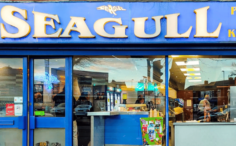 Seagull Fish Bar located on Stenson Road, Derby serves hot-off-the-fryer chips that are perfectly cooked and are regarded as one of the tastiest in Derby. Our Derby food specialist said: “The curry sauce is flavoursome and portions are always very generous too. A takeaway from Seagulls always feels more than just a filling Friday night supper, it’s a real treat too. In Derby, Seagull is my go-to chippy, I will never tire of it.”