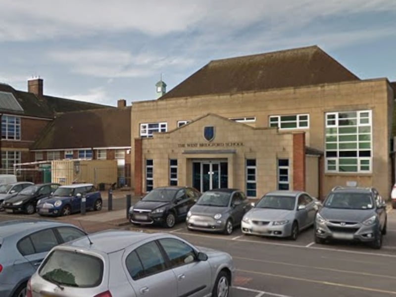This is a secondary school and sixth form in West Bridgford, Nottinghamshire. It was formerly rated ‘outstanding’ by Ofsted.
In the 2022/23 academic year, it had an A Level point score of 39.3 - giving it an average grade of B.