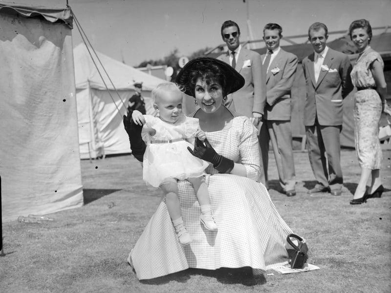 Theatrical garden party at Stanley Park, Blackpool in 1955.
Alma Cogan, who was appearing at the Opera House for the season