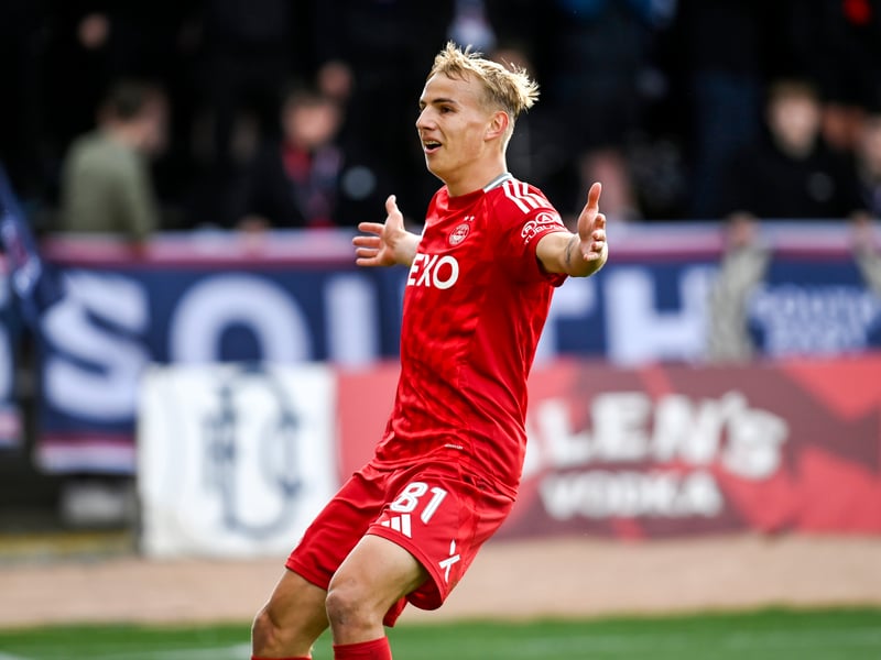 A sole inclusion from the Dons squad this week, though the Finland internationalist is well deserving of his place. Assisted the first and scored the second in the 2-1 win at Dundee to achieve a 8.5 rating at the weekend.