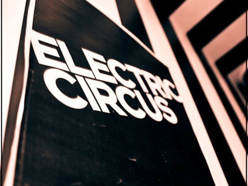 The Electric Circus was a hybrid venue known for its eclectic mix of live music, karaoke rooms, and club nights. Situated on Market Street, it played a major role in the resurgence of Edinburgh’s live music culture in the late 2000s. The venue was eventually closed as part of the redevelopment of the surrounding area.