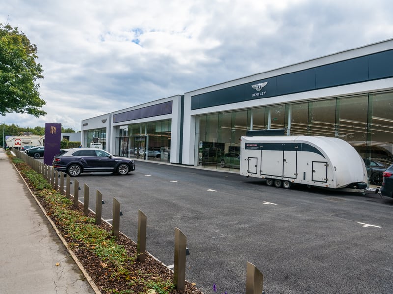 He added: “From a multi-media curtain of ‘dancing’ kinetic lighting to a unique ‘cabinet of curiosities’ showcasing our Yorkshire heritage, a visit here is designed to be an engaging experience for customers where they can see the very best of the Rolls-Royce brand.”