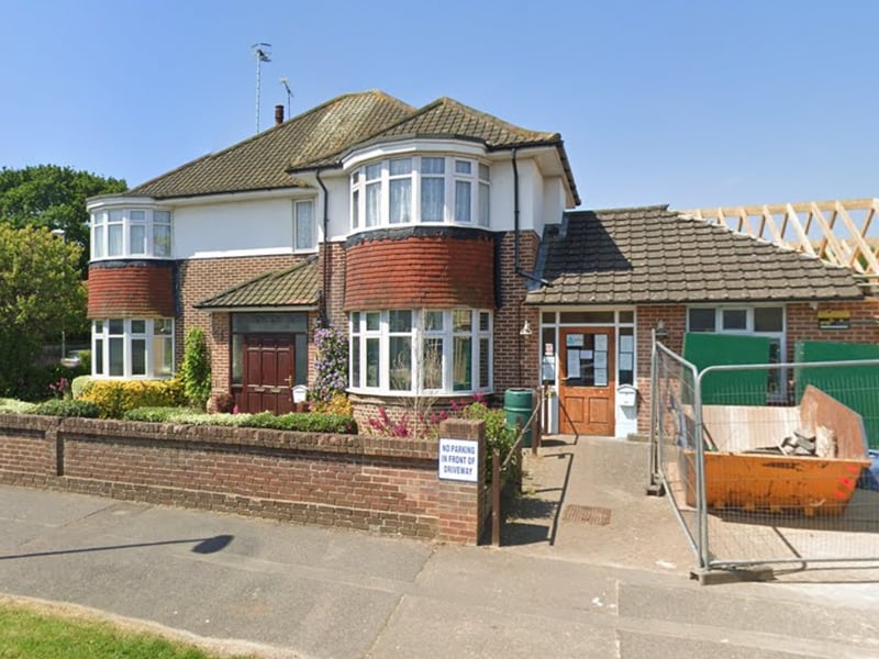 There were 225 survey forms sent out to patients at Cornerways Surgery in Goring-by-Sea. The response rate was 56%, with 123 patients rating their overall experience. Of these, 88% said it was very good and 8% said it was fairly good.