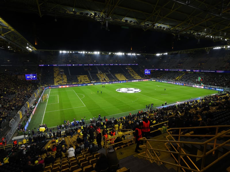 Average attendance: 81,365